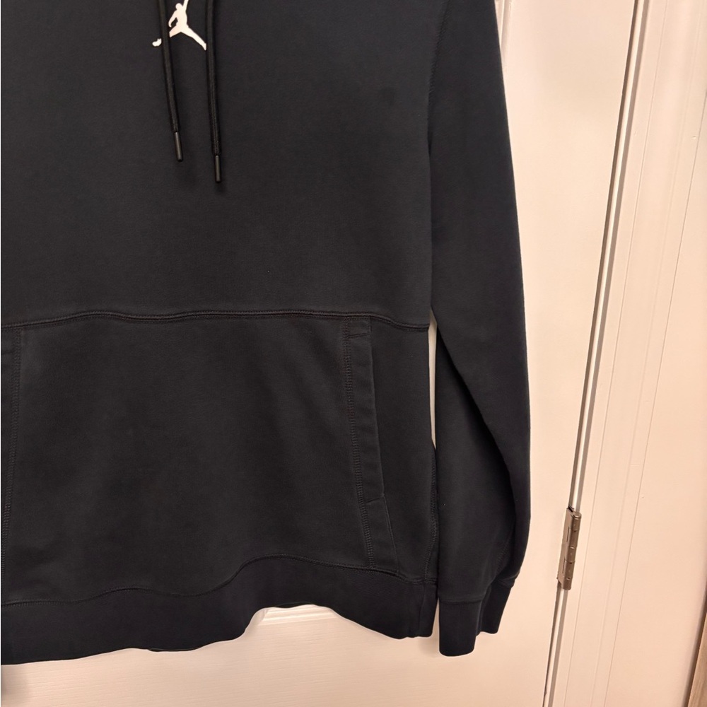 Jordan Black Hoodie with White Jumpman - Picture 5 of 11